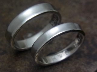 つや消し（マット）仕上げの結婚指輪