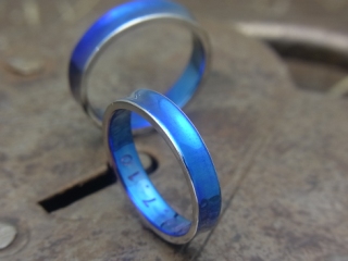 逆甲丸チタンの結婚指輪