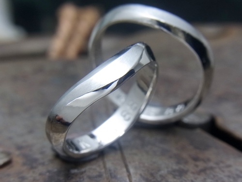 手作りチタン製 結婚指輪