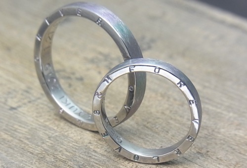刻印オーダーの結婚指輪